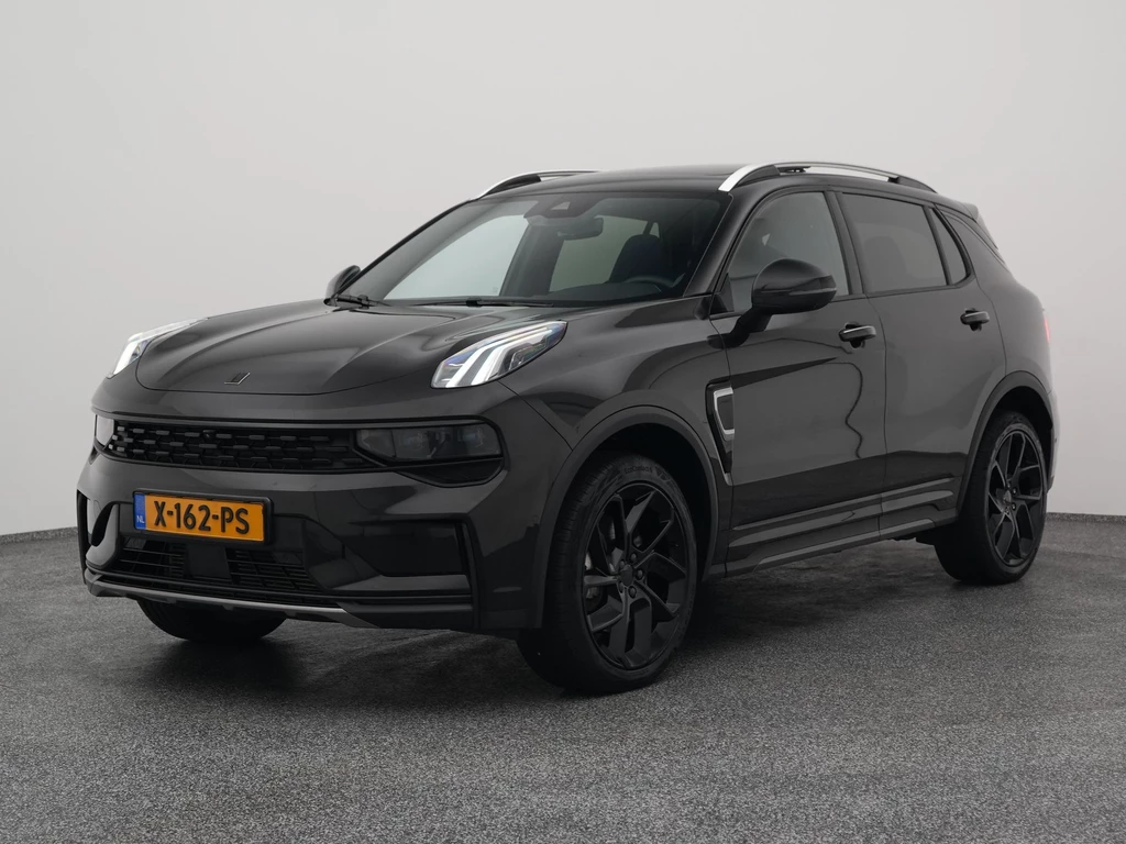 Lynk & Co 01 – foto 1