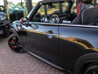 MINI Cooper Cabrio – thumbnail 2