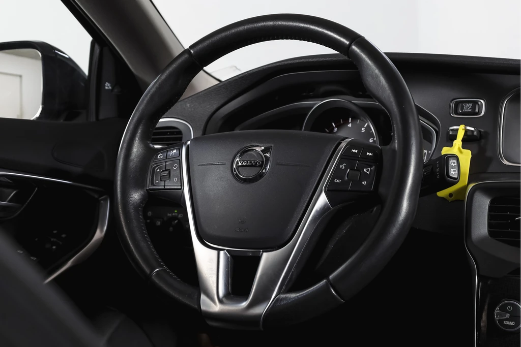 Volvo V40 – foto 17
