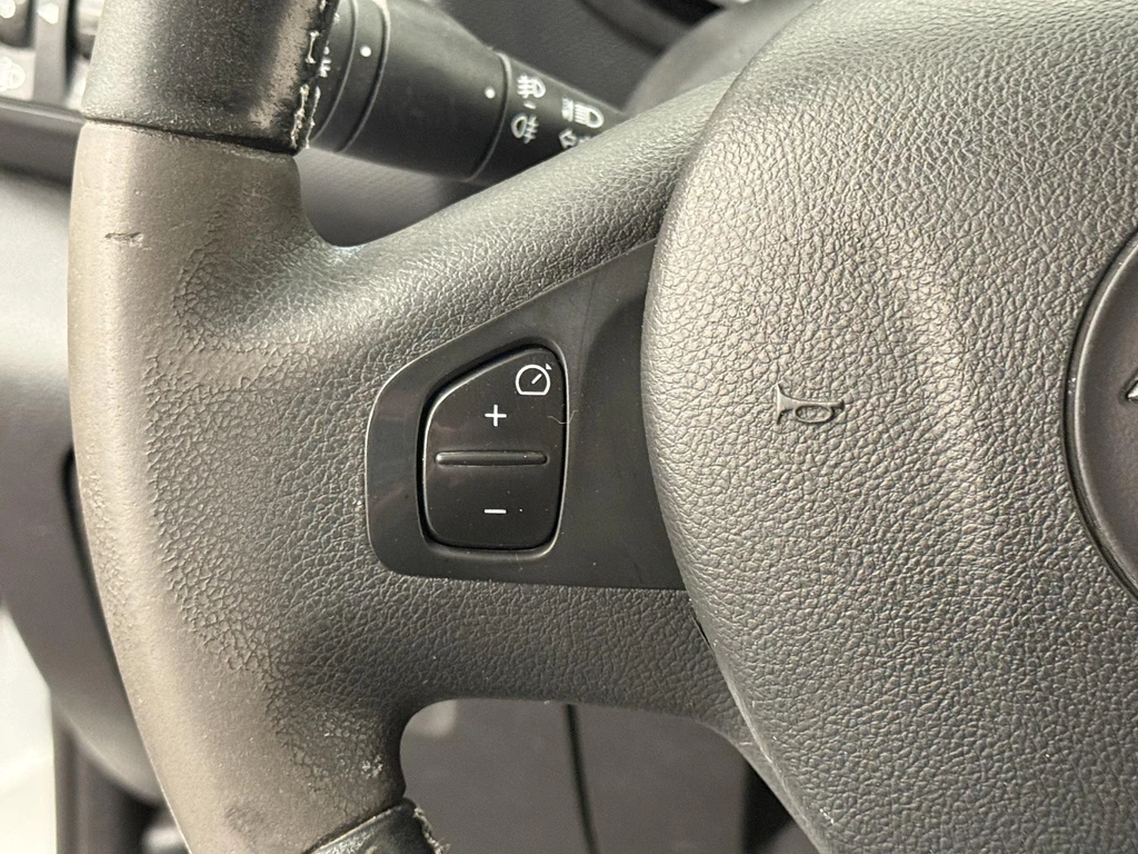 Opel Vivaro – foto 15