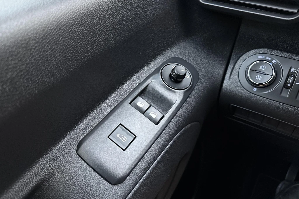 Opel Combo – foto 17