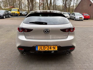 Mazda 3 – thumbnail 3