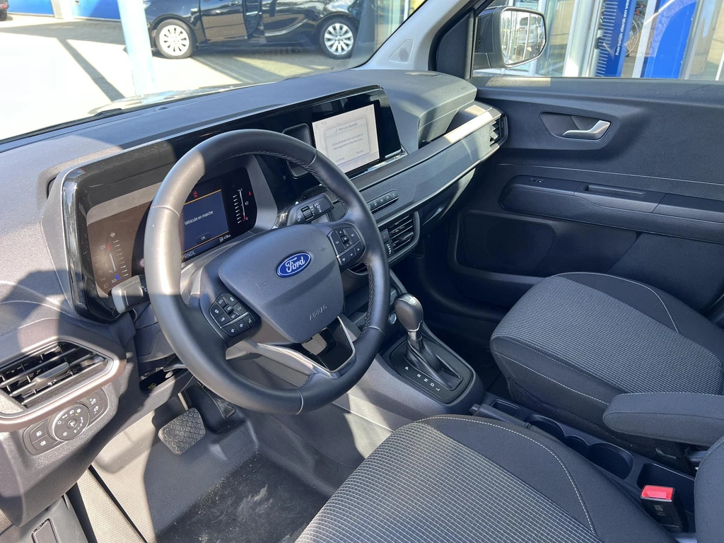 Ford Transit Courier – foto 12