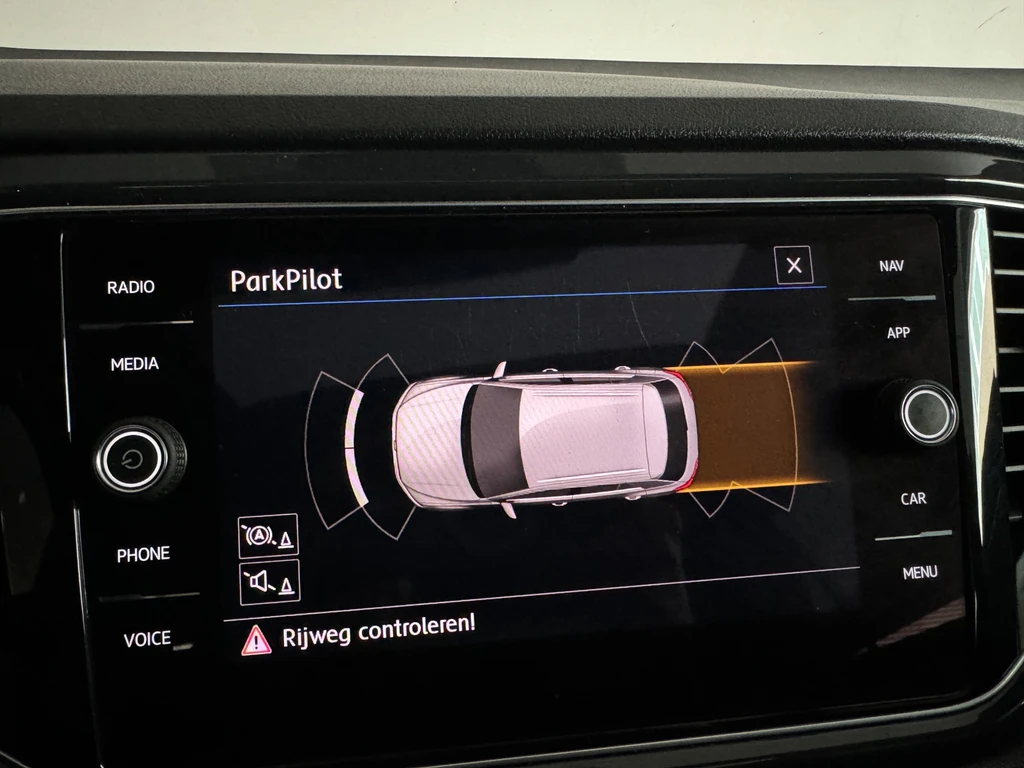 Volkswagen T-Roc – foto 22