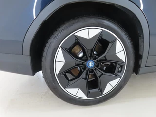 BMW iX3 – thumbnail 13