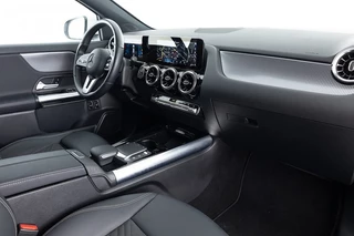 Mercedes-Benz GLA – thumbnail 12