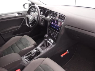 Volkswagen Golf – thumbnail 41