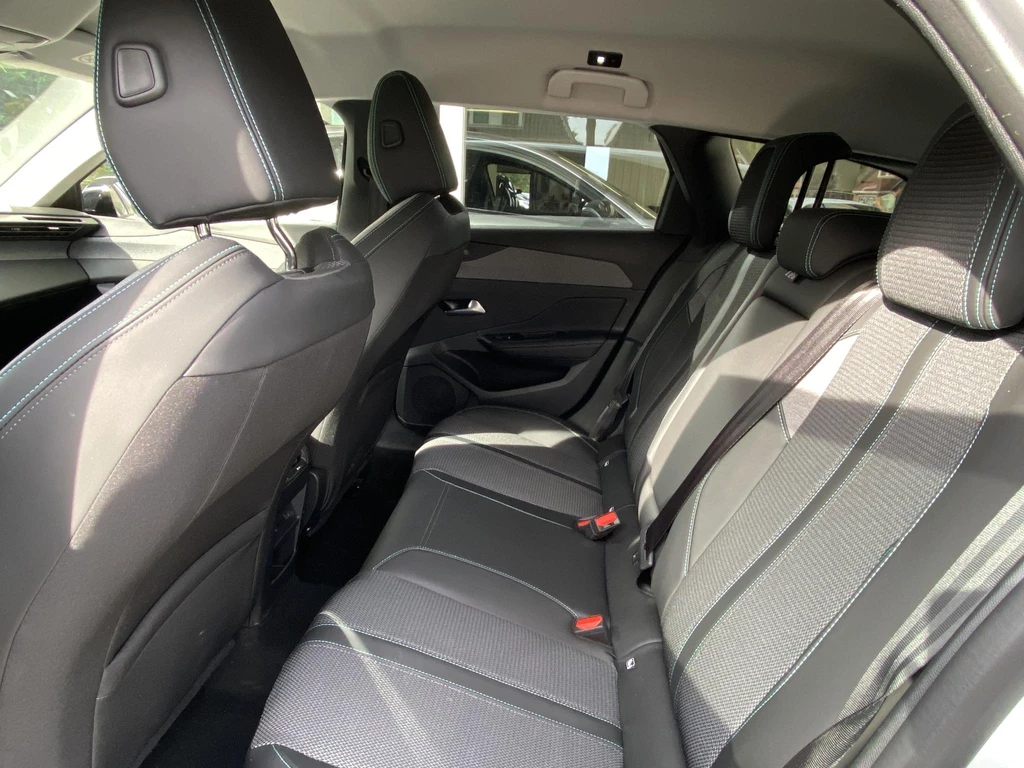 Peugeot 308 – foto 12