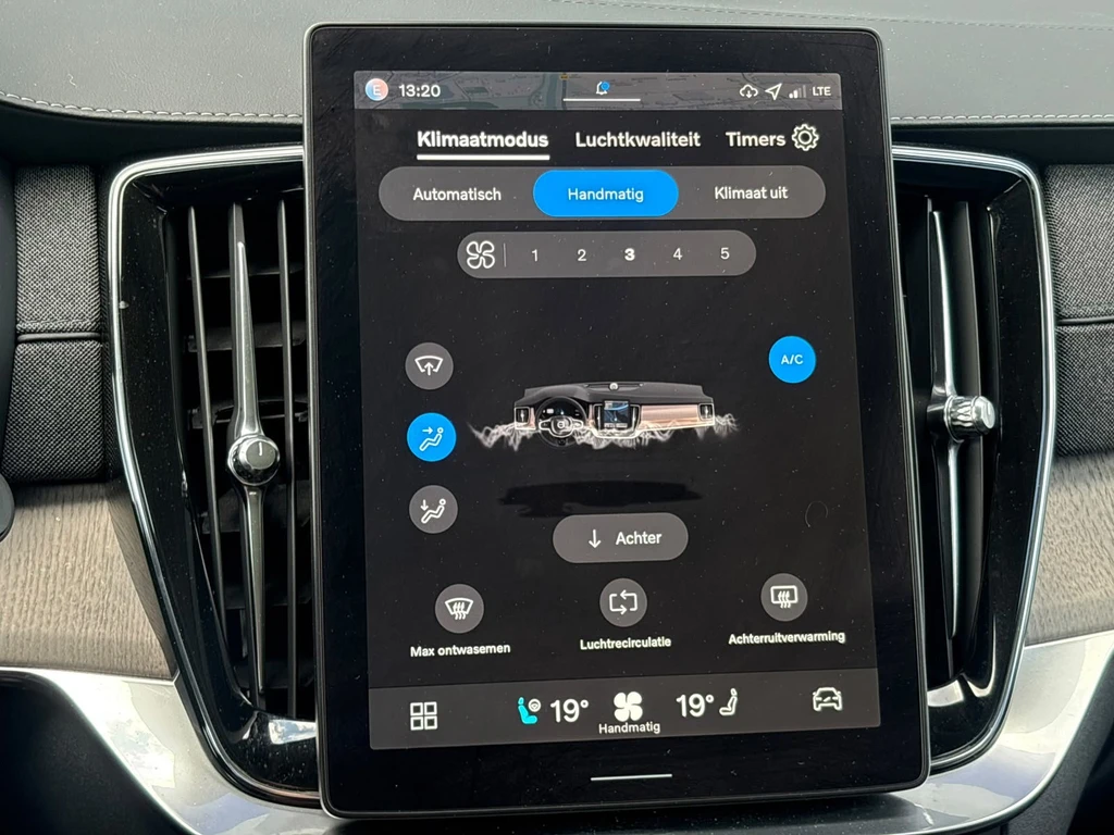 Volvo XC90 – foto 15
