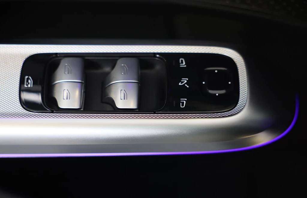 Mercedes-Benz E-Klasse – foto 26