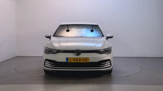 Volkswagen Golf – thumbnail 8