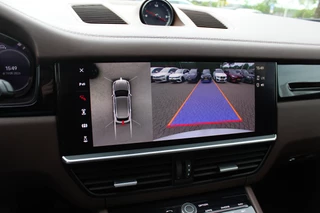Porsche Cayenne – thumbnail 23