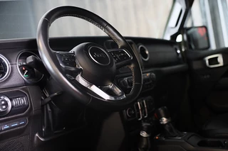 Jeep Wrangler – thumbnail 18