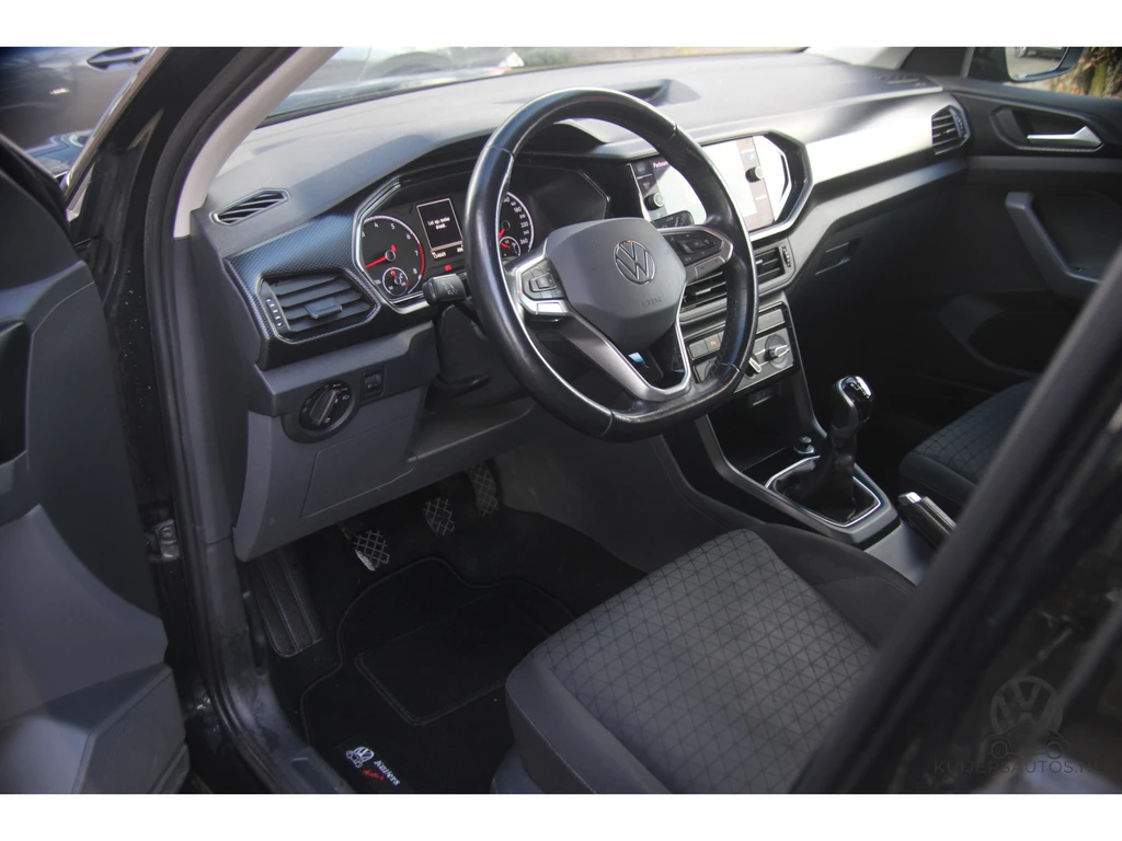 Volkswagen T-Cross – foto 12
