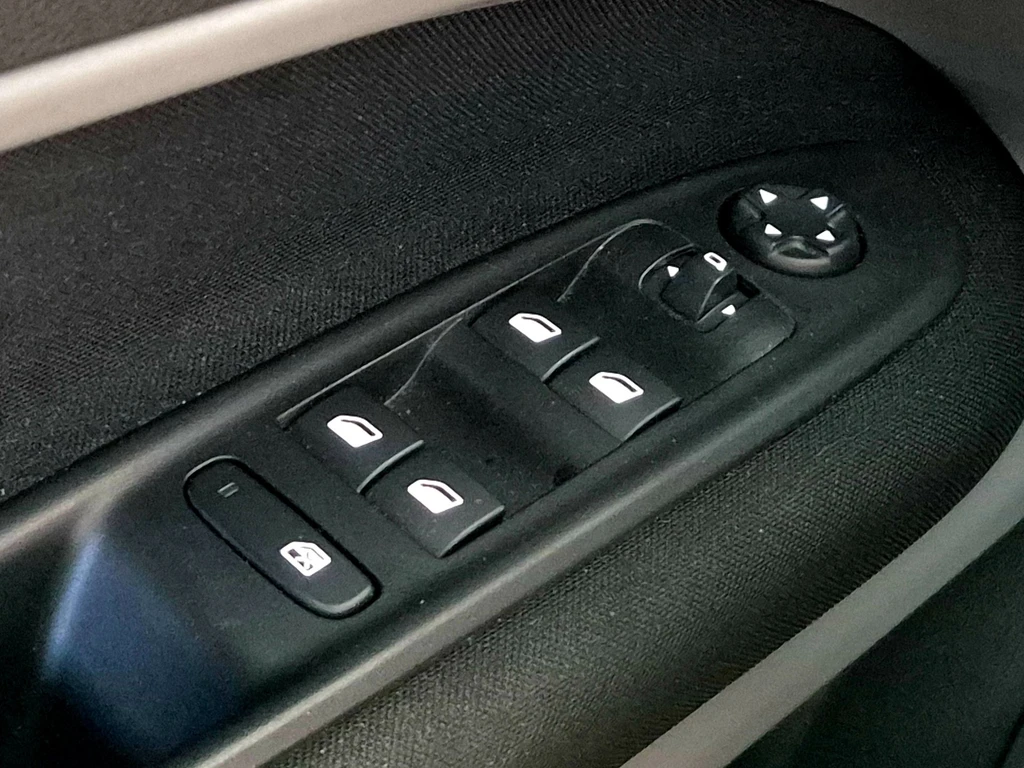 Jeep Avenger – foto 40