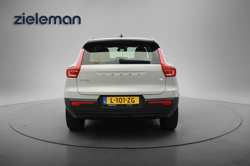 Volvo XC40 – foto 4
