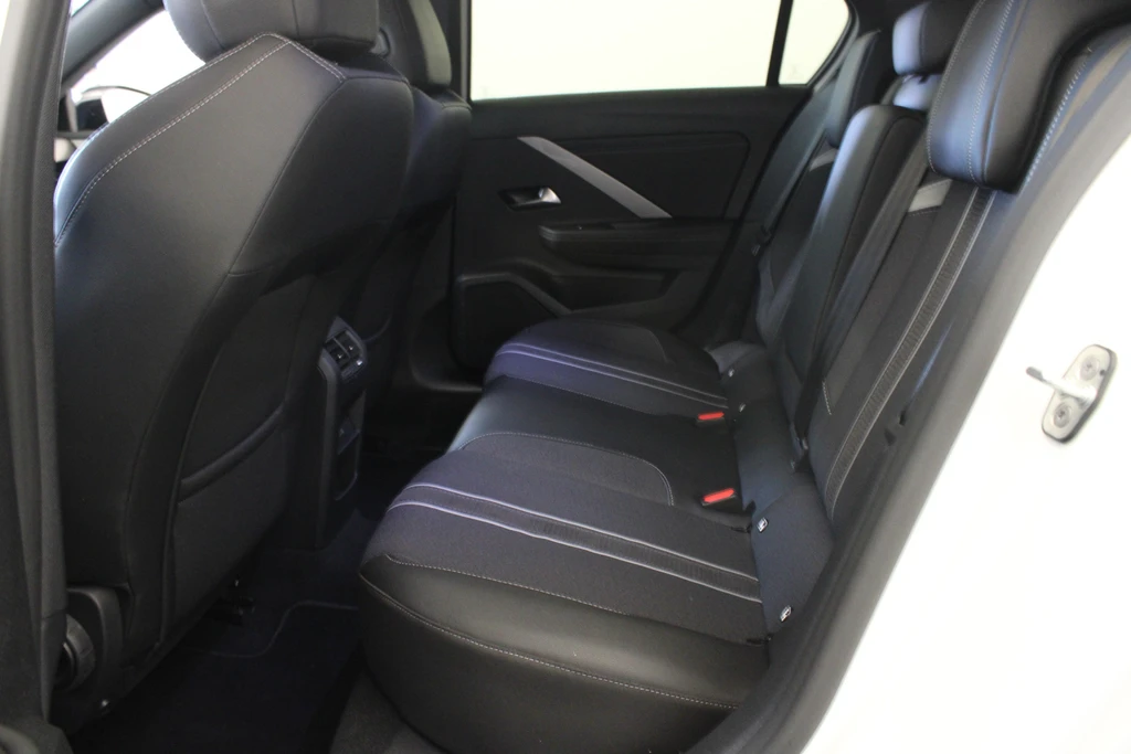 Opel Astra – foto 16