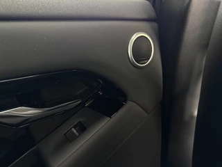 Land Rover Range Rover Evoque – thumbnail 32