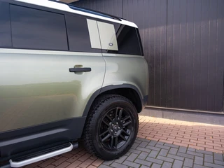 Land Rover Defender – thumbnail 21