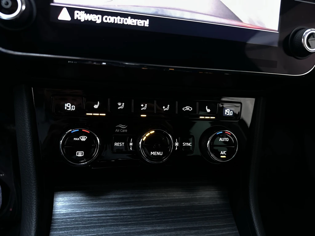 Škoda Superb – foto 15