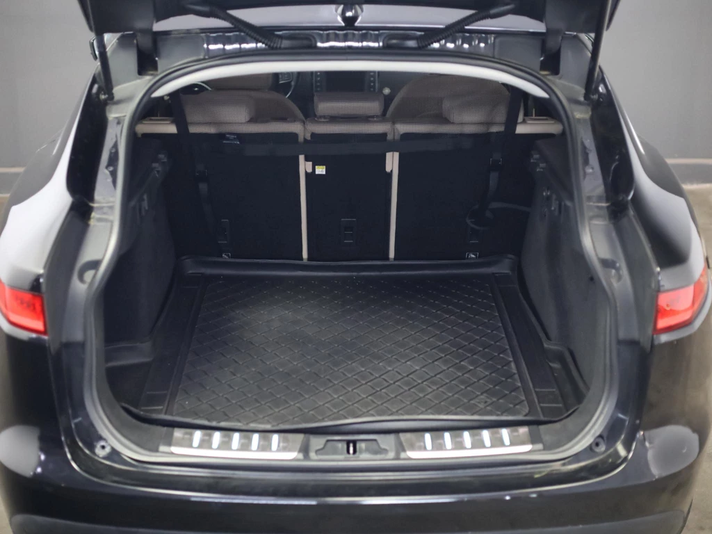 Jaguar F-PACE – foto 20