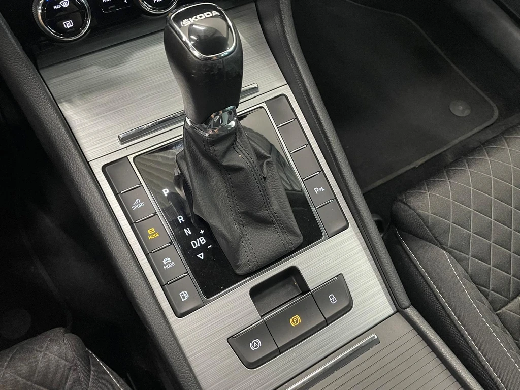 Škoda Superb – foto 23