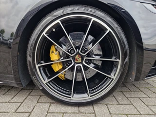 Porsche 911 – thumbnail 8