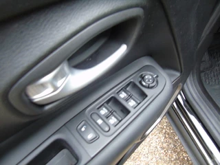 Jeep Renegade – thumbnail 25