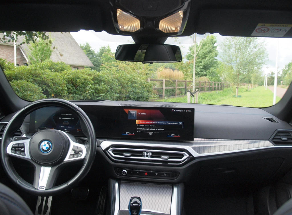 BMW i4 – foto 17