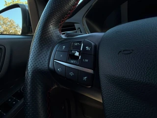 Ford Kuga – thumbnail 10