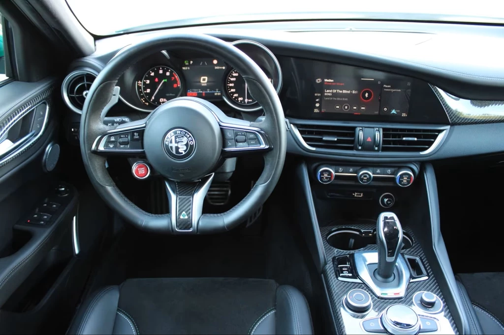 Alfa Romeo Giulia – foto 13