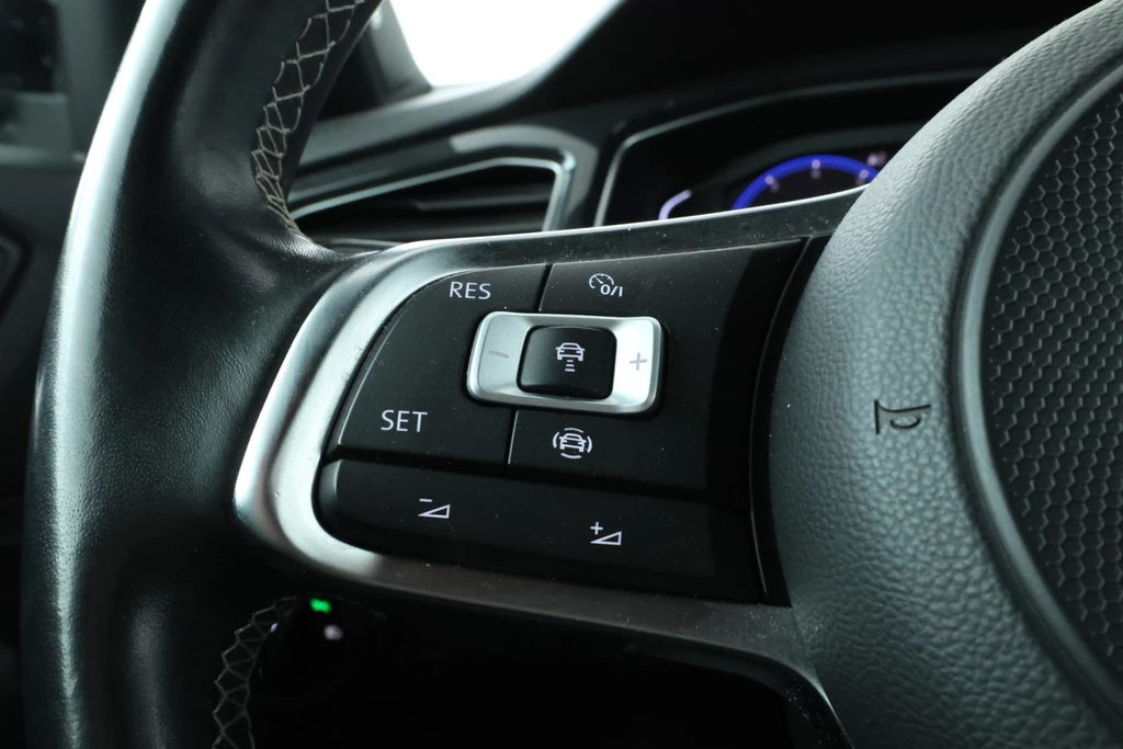Volkswagen T-Roc – foto 18
