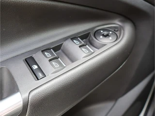 Ford Kuga – thumbnail 14
