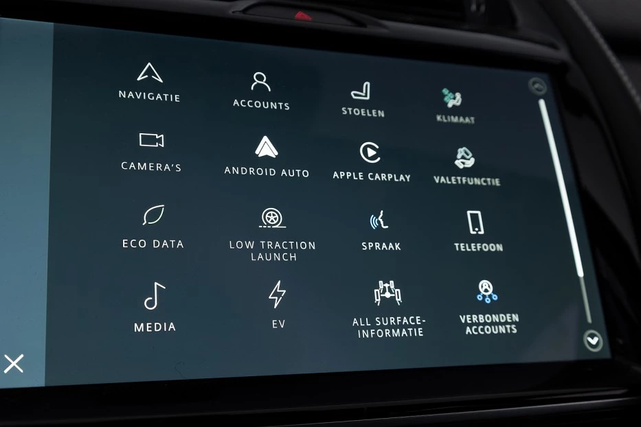 Jaguar E-PACE – foto 28