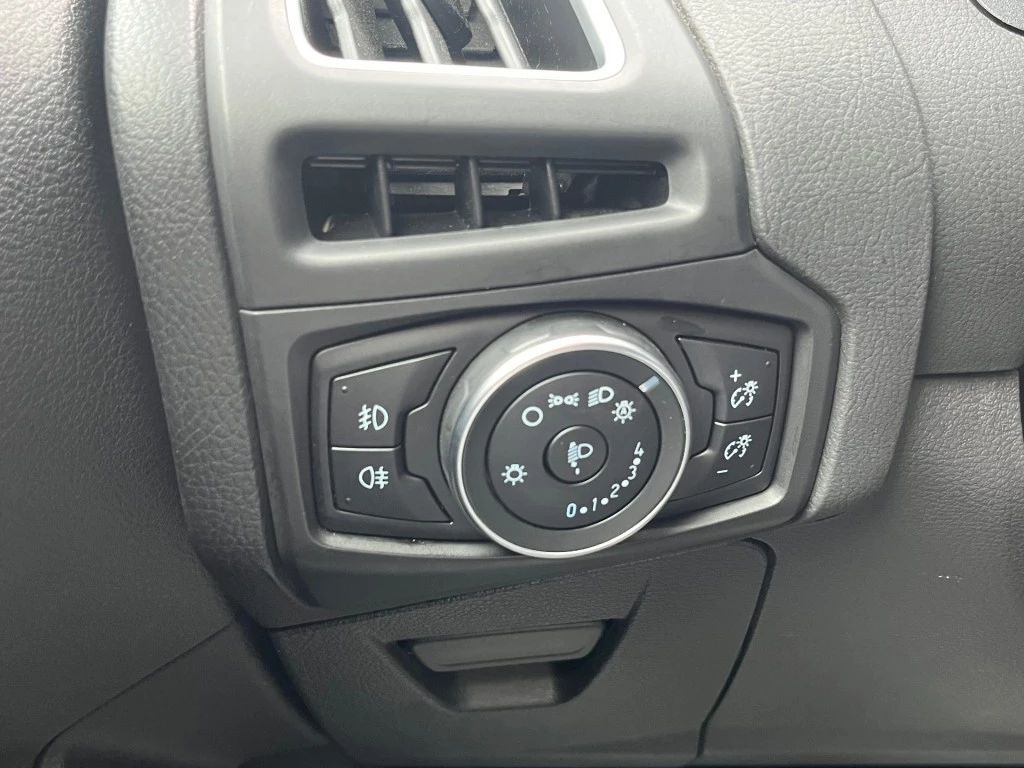 Ford Focus – foto 17
