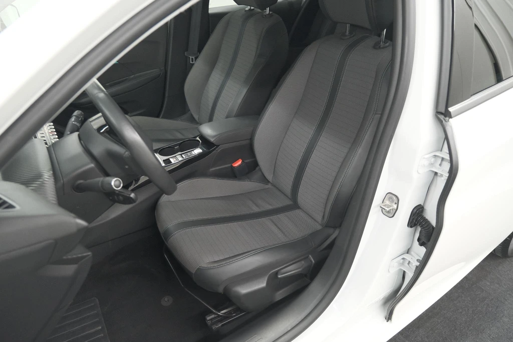 Peugeot 208 – foto 26