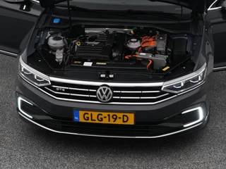 Volkswagen Passat – thumbnail 34