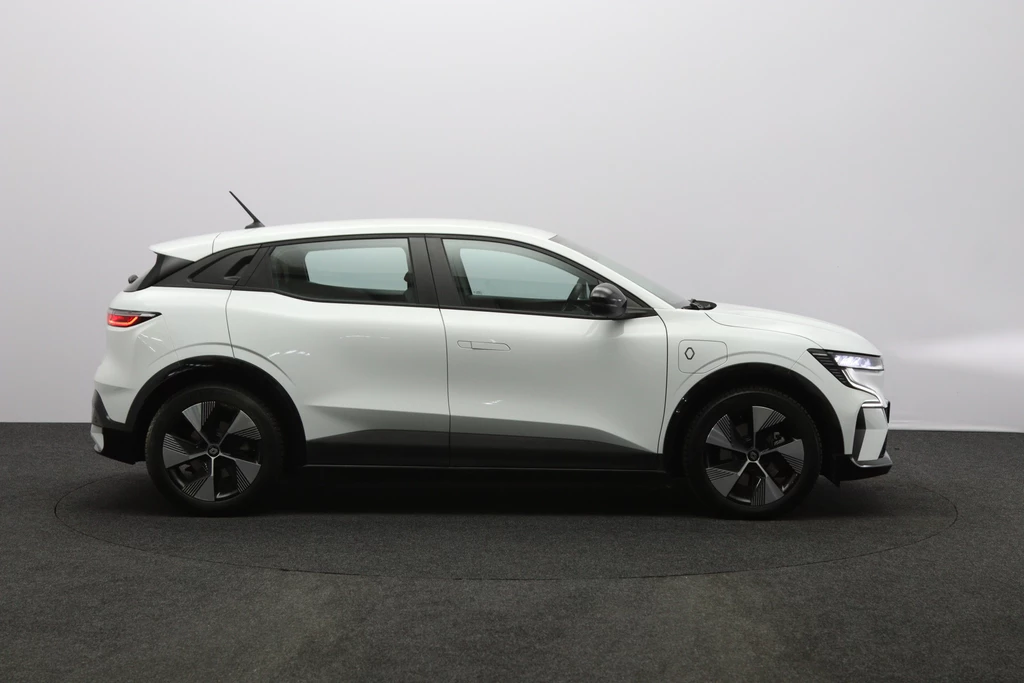 Renault Megane E-Tech – foto 7