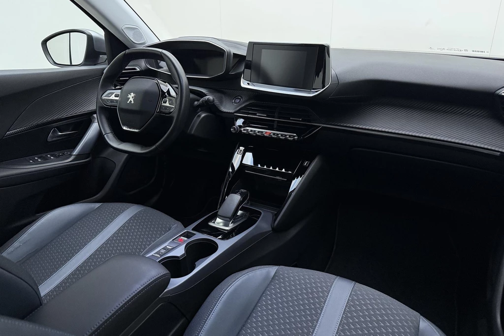 Peugeot e-2008 – foto 12