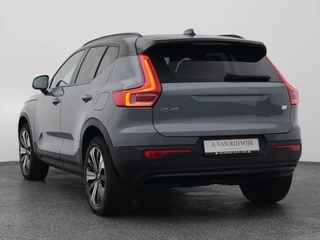 Volvo XC40 – thumbnail 4