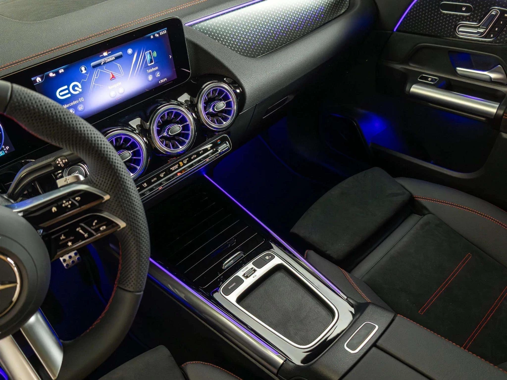 Mercedes-Benz EQA – foto 18