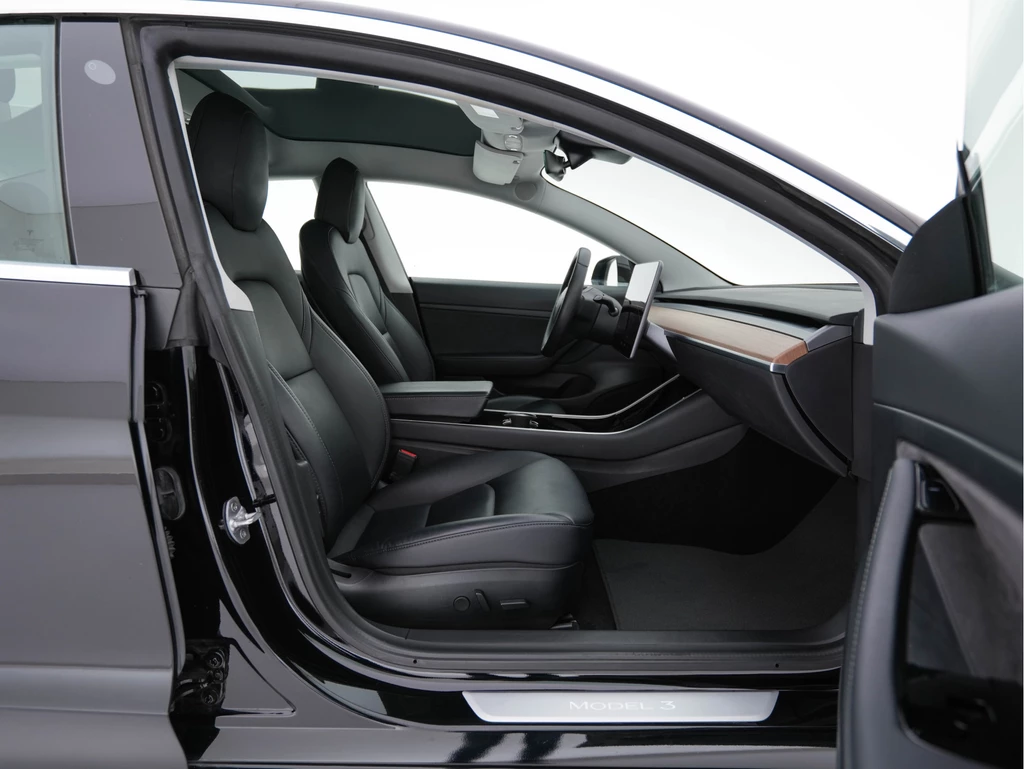 Tesla Model 3 – foto 11