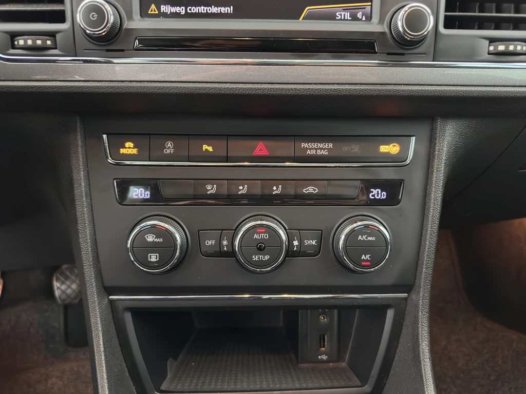 SEAT Leon – foto 17