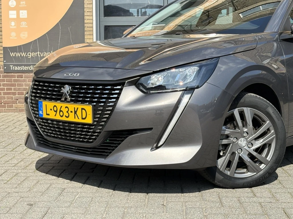 Peugeot 208 – foto 3
