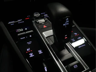 Porsche Cayenne – thumbnail 37