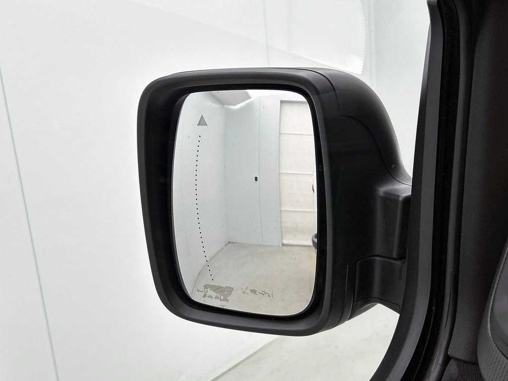 Renault Trafic – foto 23