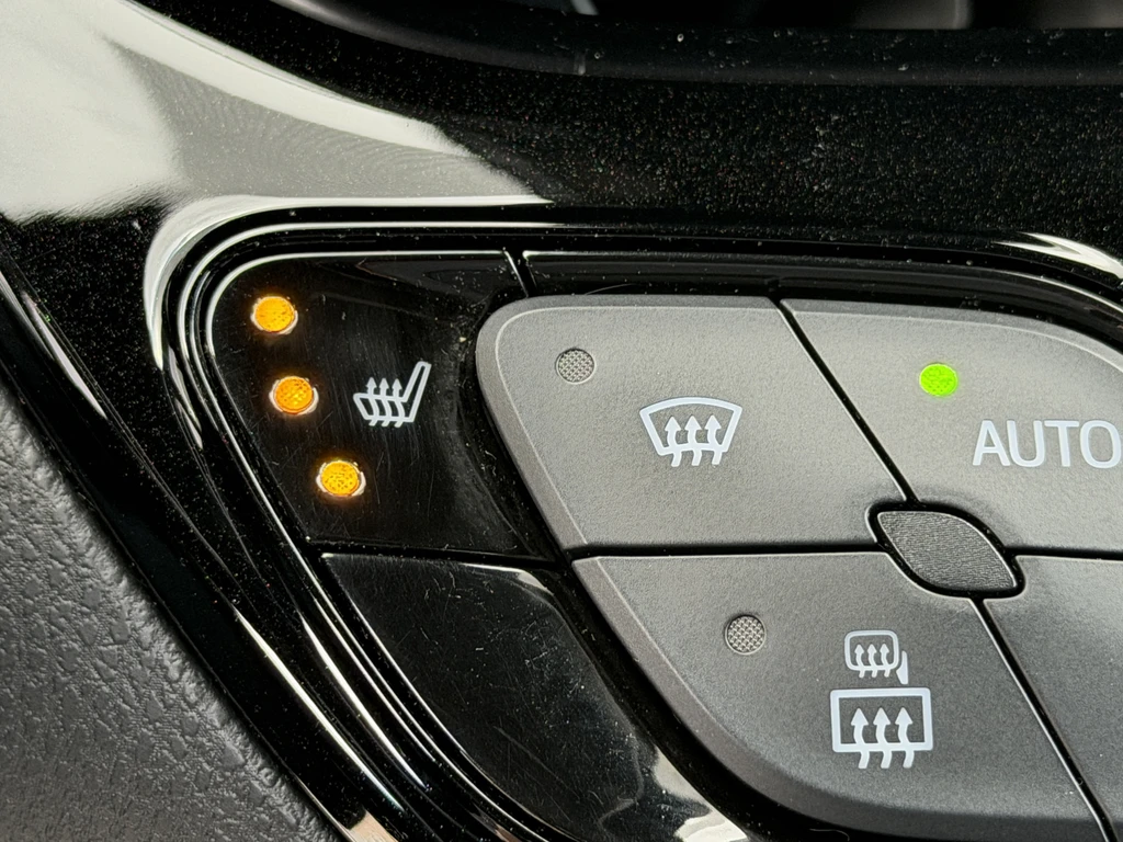Toyota C-HR – foto 32