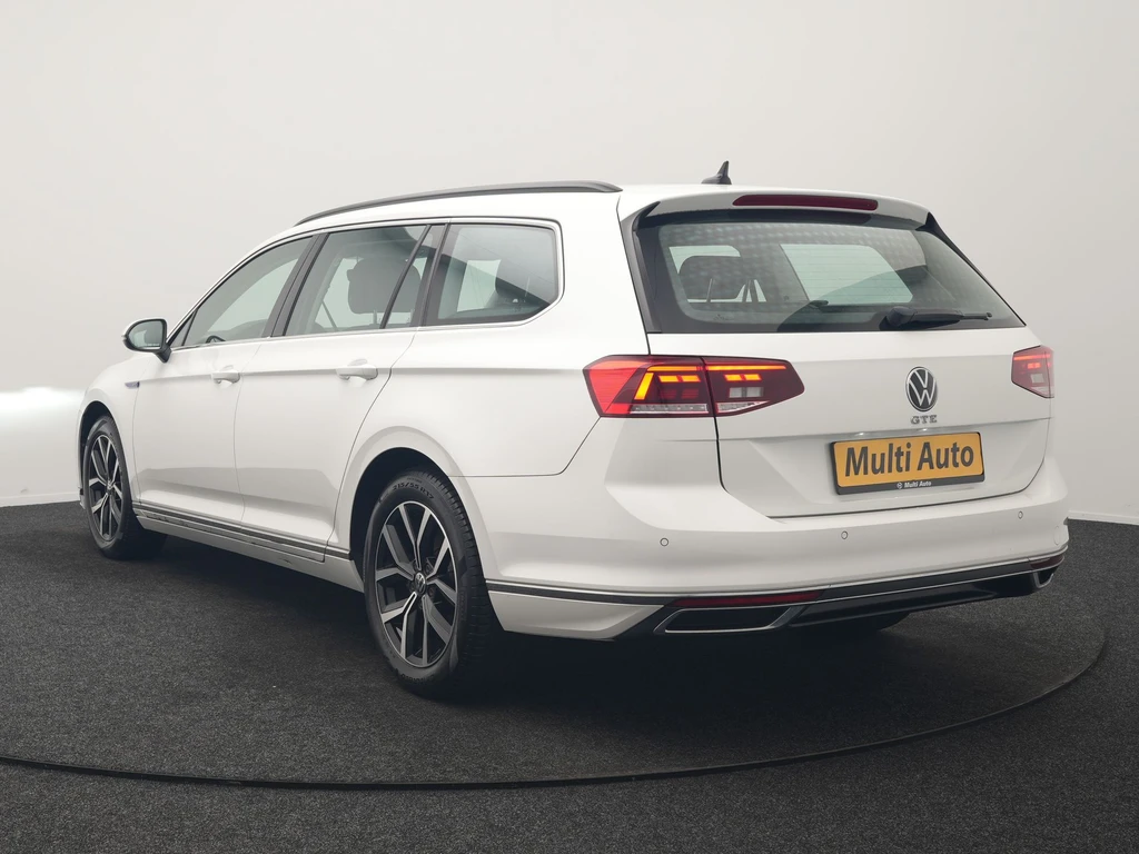 Volkswagen Passat – foto 4