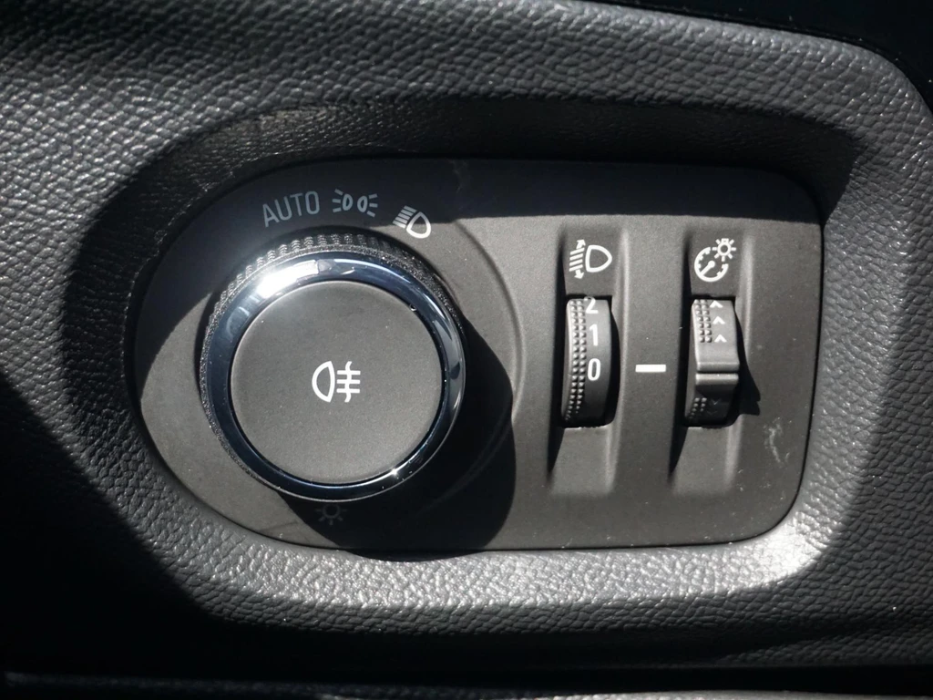 Opel Corsa – foto 12