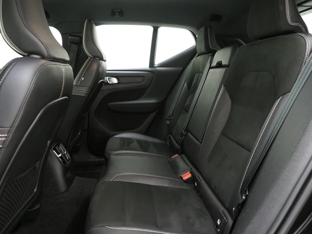 Volvo XC40 – foto 36